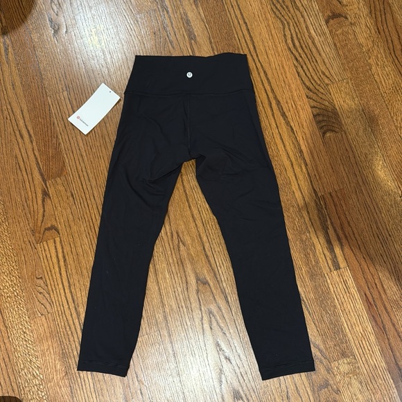 Lululemon black Wunder Under HR Crop 23” NWT - Picture 3 of 3